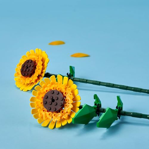 LEGO Sunflowers Building Kit, Artificial Flowers for Home Décor, Flower Building Toy Set for Kids, Sunflower Gift for Girls and Boys Ages 8 and Up, 40524