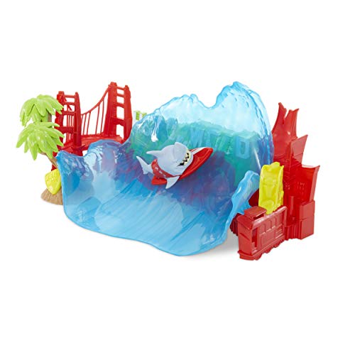 Shreddin' Sharks Tsunami Showdown Playset for Collectible Stunt Figures - sctoyswholesale