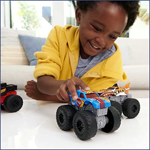 Hot Wheels Monster Trucks Roarin’ Wreckers, 1 1:43 Scale Truck with Lights & Sounds - sctoyswholesale