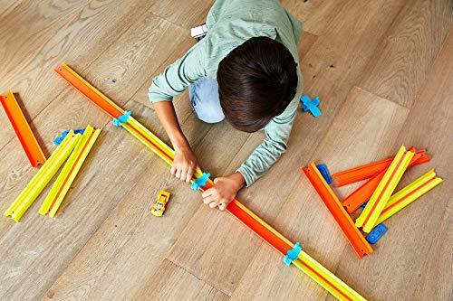 Hot Wheels Track Builder Fold Up Track Pack Assorted - sctoyswholesale