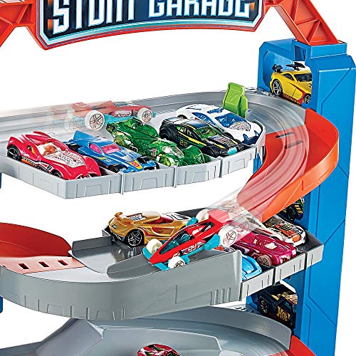 Hot Wheels City Stunt Garage Play Set, Elevator to Upper Levels Connects to Other Sets