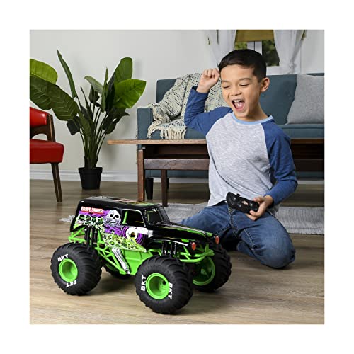 Monster Jam, Official Grave Digger Remote Control Truck 1:15 Scale, 2.4GHz